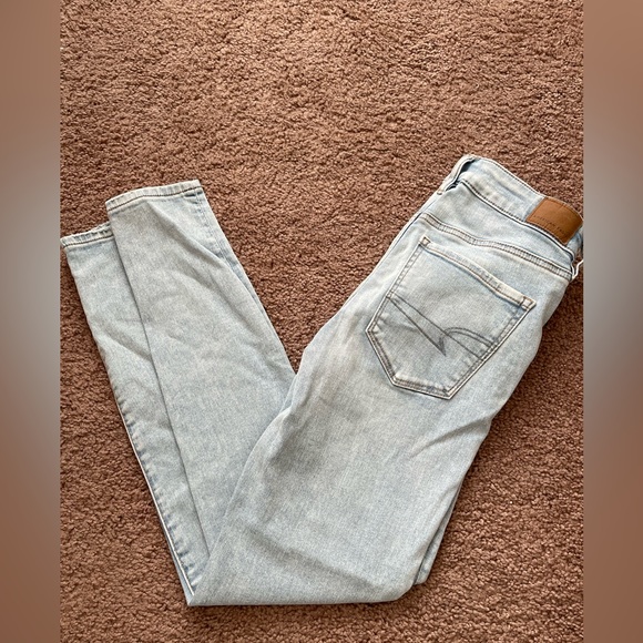 American Eagle Outfitters Pants - NWOT- Baby blue AE high rise jeggings